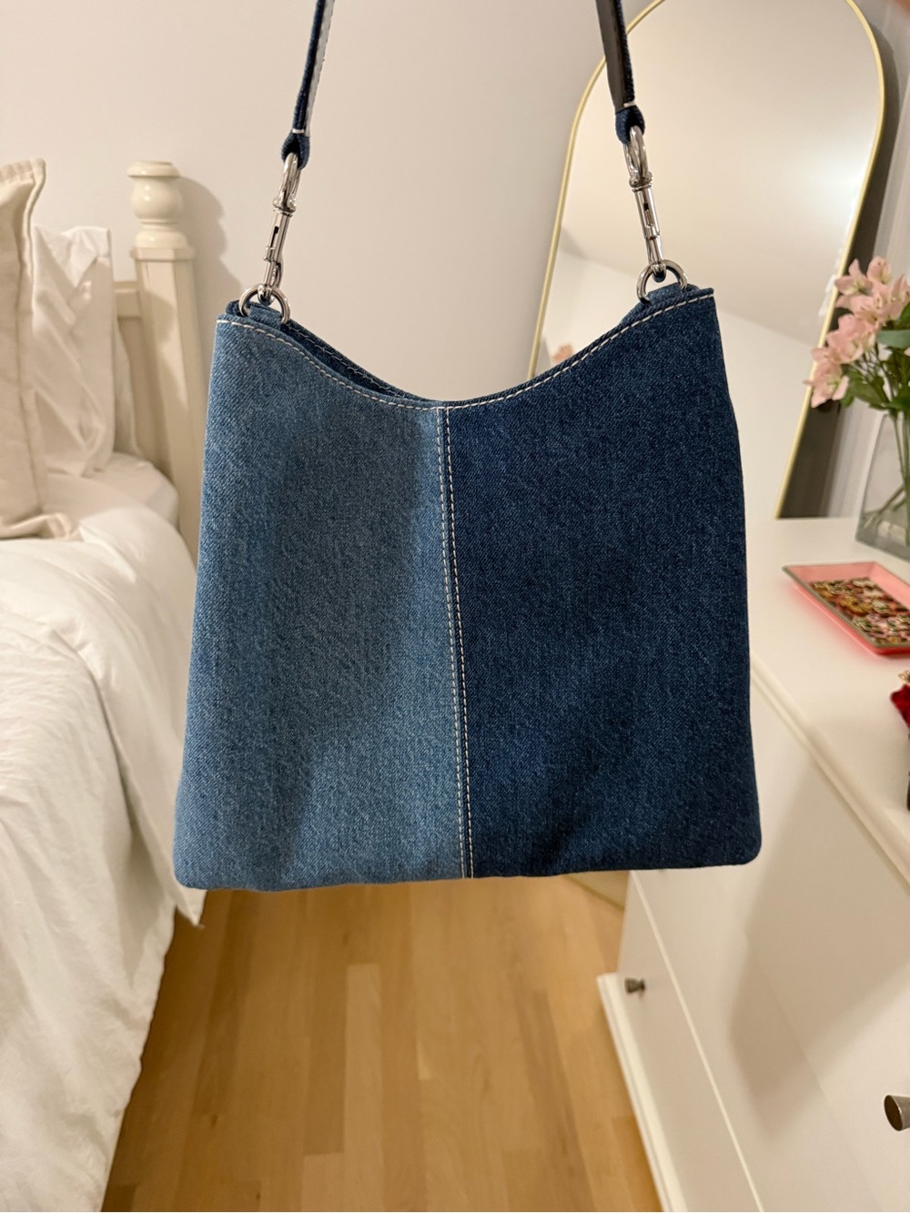 Marc Jacobs Two-Tone Blue Denim Shoulder Bag with Black Strap - Picture 3 of 6